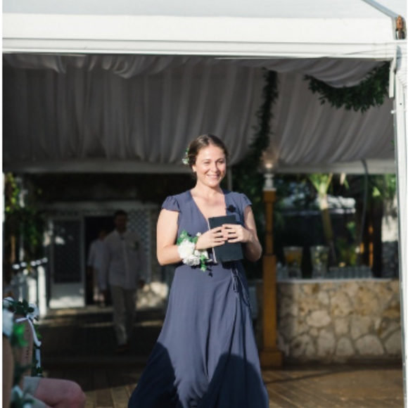 REFORMATION Mollie Dress - Picture 7 of 8